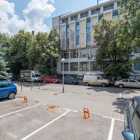 Sophisticated Gem With Private Parking Apartment София Екстериор снимка