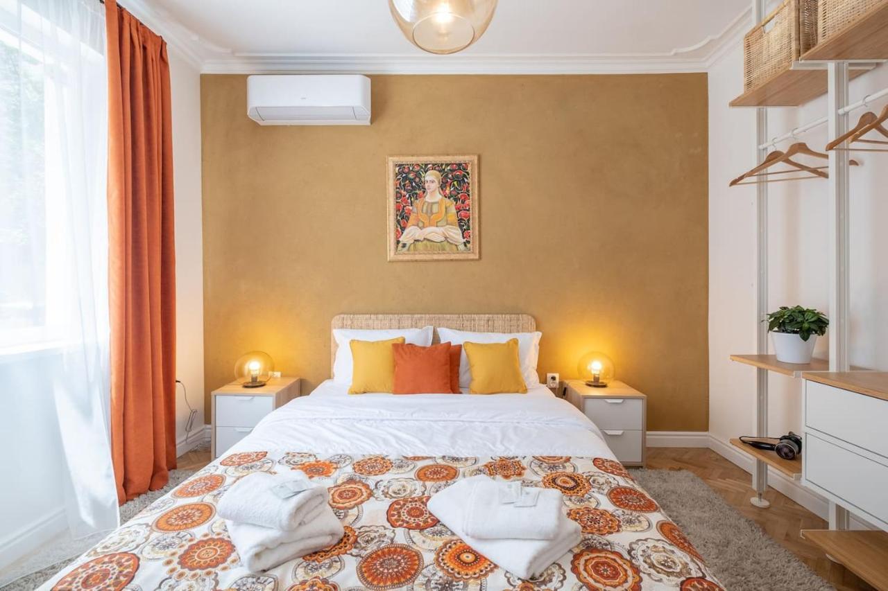 Sophisticated Gem With Private Parking Apartment София Екстериор снимка